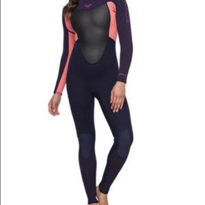 Roxy wetsuit